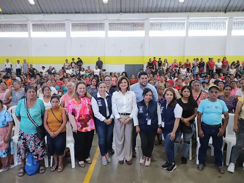  Vicepresidenta participa en talleres de prevención contra los delitos VET con jóvenes y mujeres en Colomba
